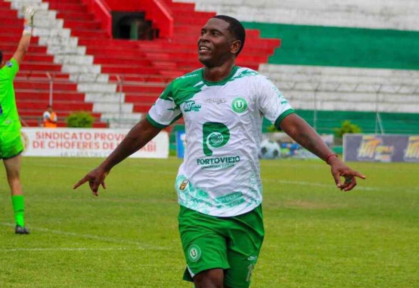 El futbolista ecuatoriano Bryan Angulo, conocido como el
