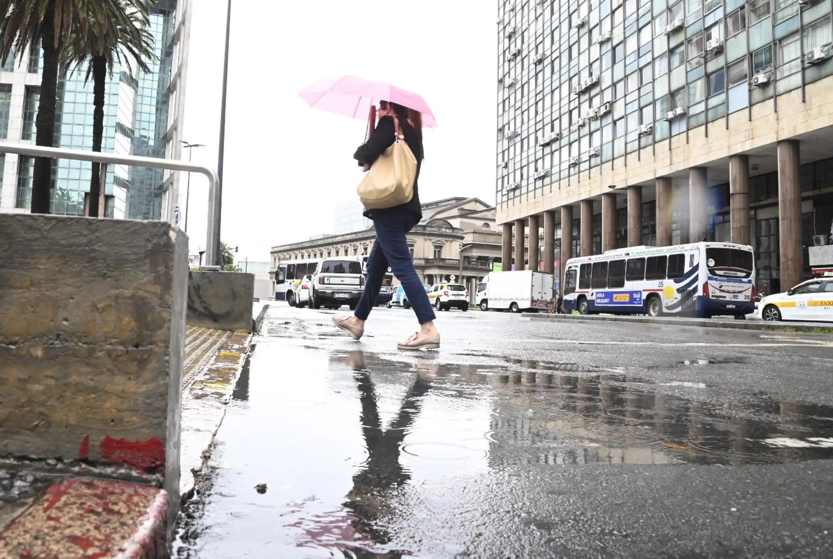 Uruguay bajo alerta: Ciclón extratropical trae bajas temperaturas y vientos intensos — image 4