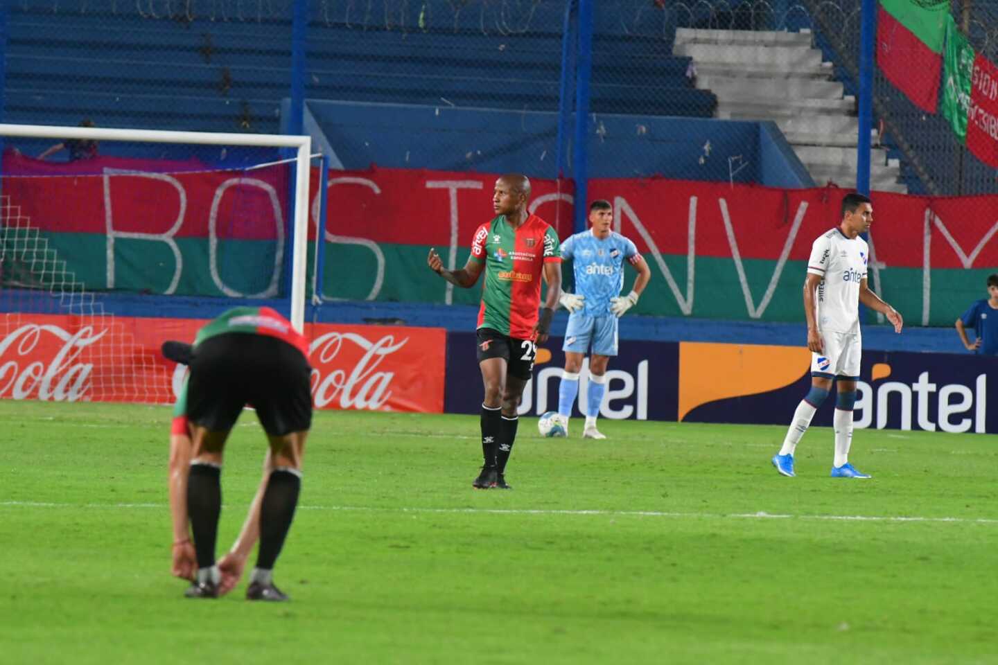 Mathías Acuña en Nacional vs. Boston River.