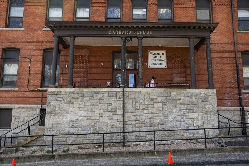 Barnard Elementary School en Waterbury