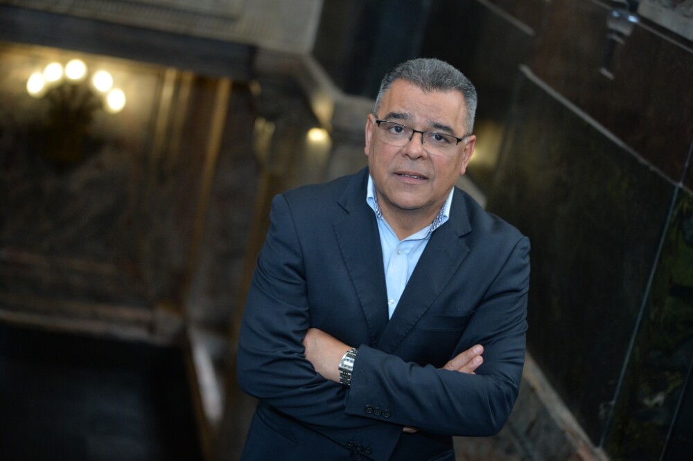 Martín Less