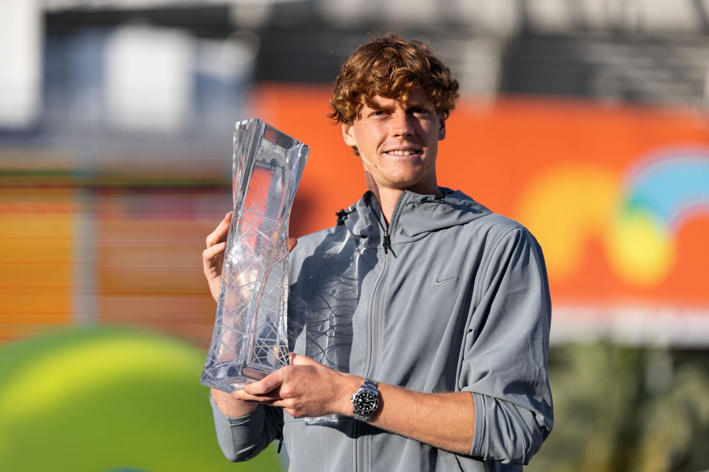 Jannik Sinner celebra el título obtenido en el Miami Open.