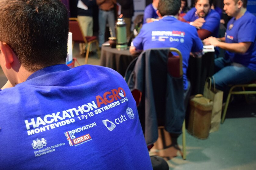 hackathon-expo-prado-2016-1.jpg