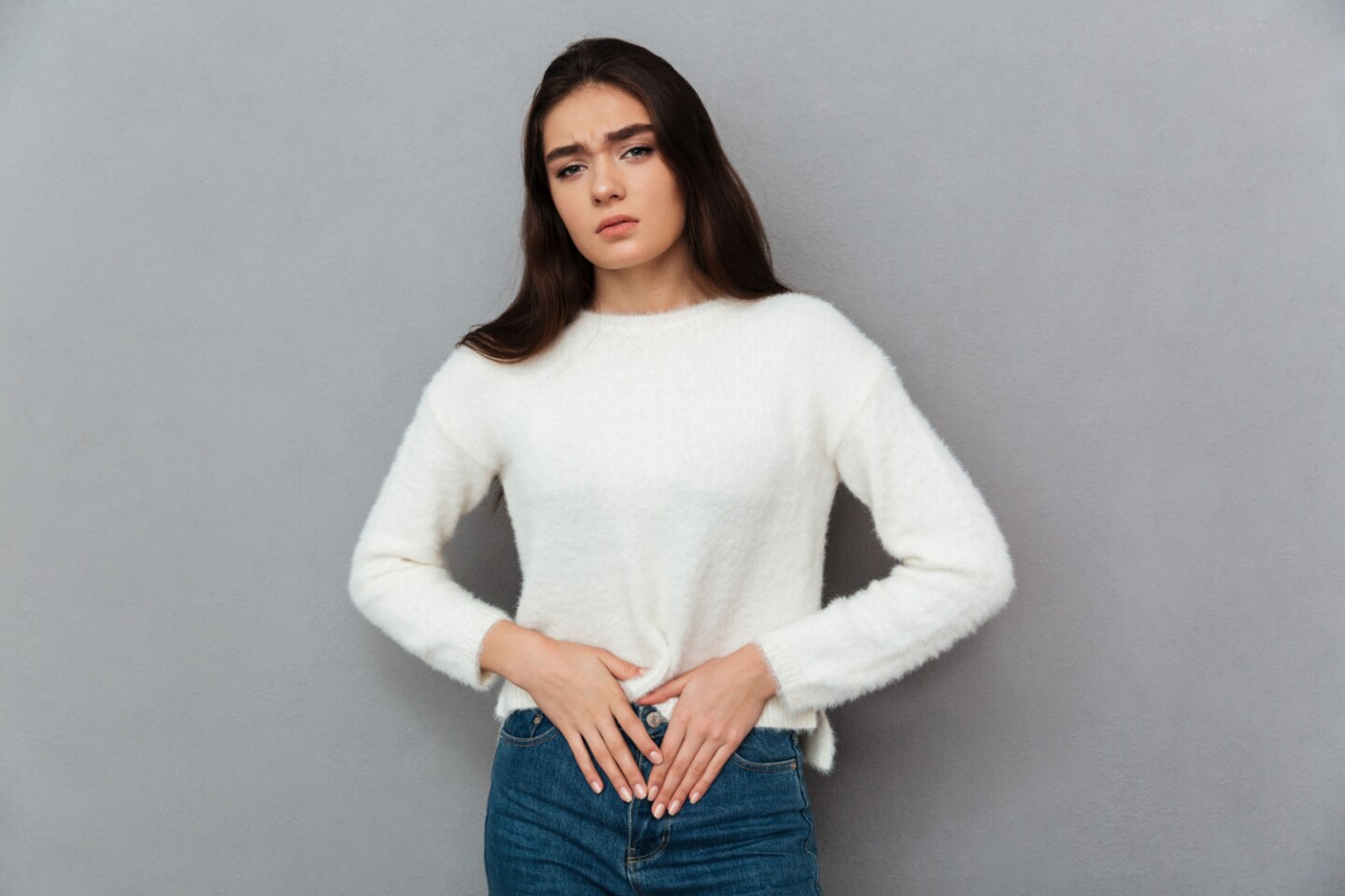 Mujer con dolor menstrual