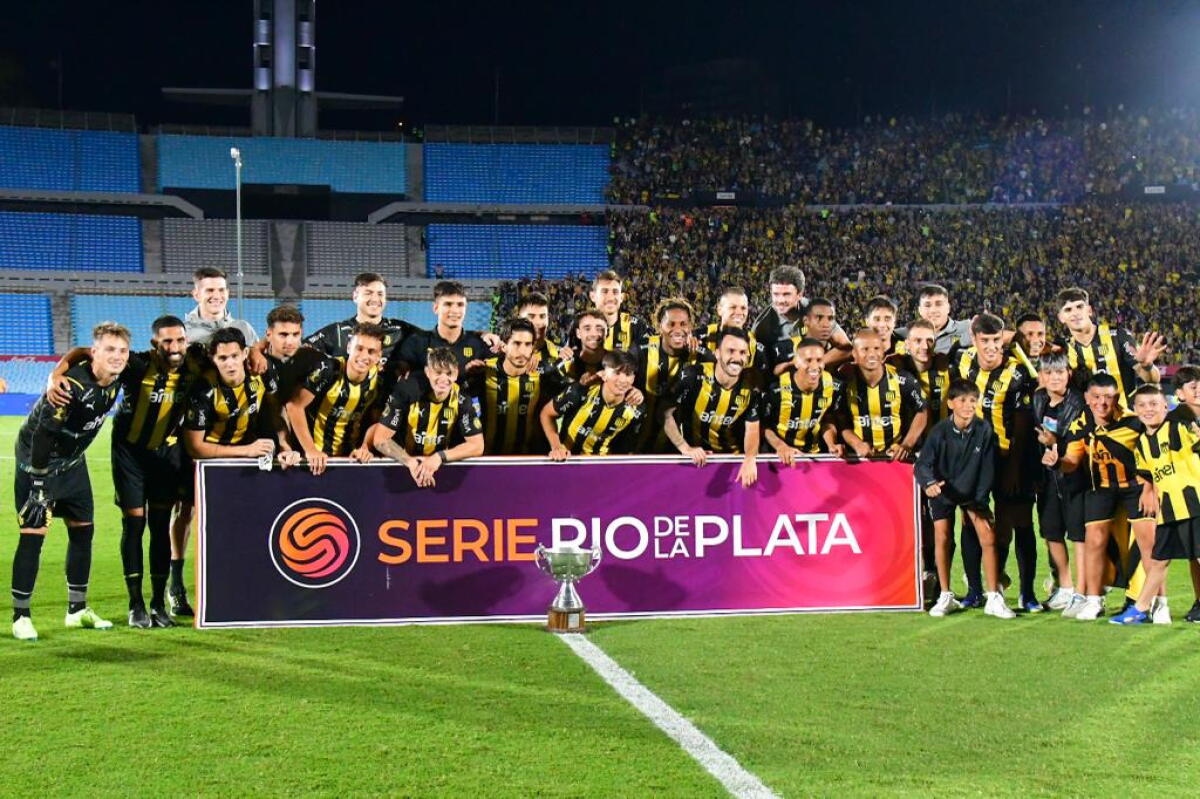 Peñarol se prepara para la serie rio de la plata