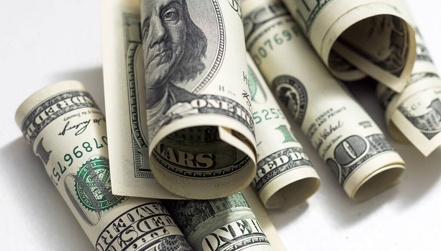 Billetes de dólar.