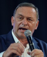 Acto de Alvaro Delgado