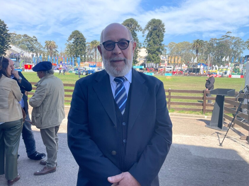 1 Domingo Esteves.jpg