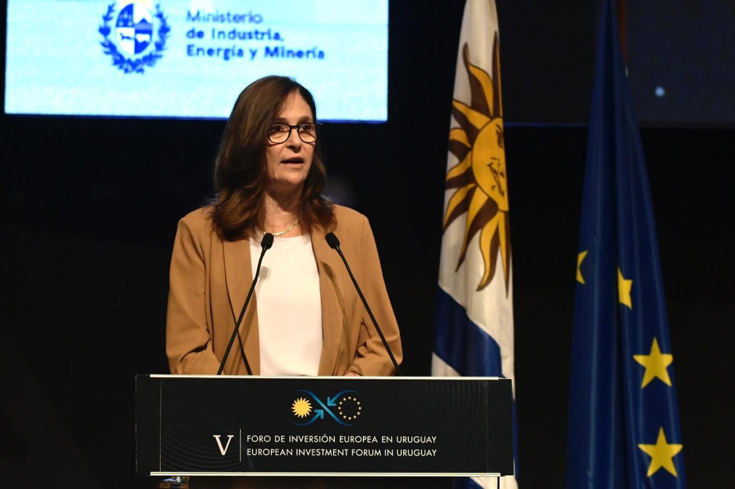 Elisa Facio, ministra de Industria, Energía y Minería.jpg