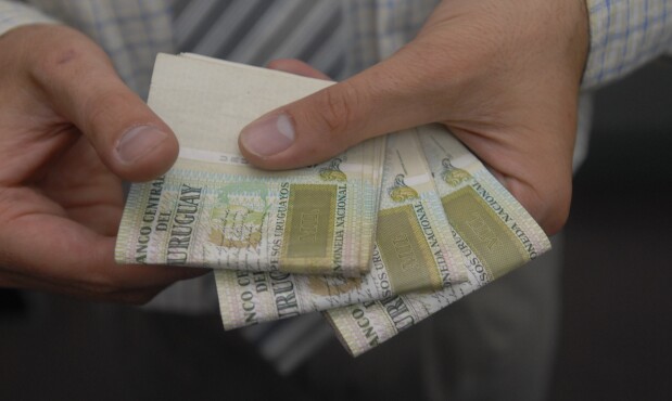 salarios, pesos, billetes