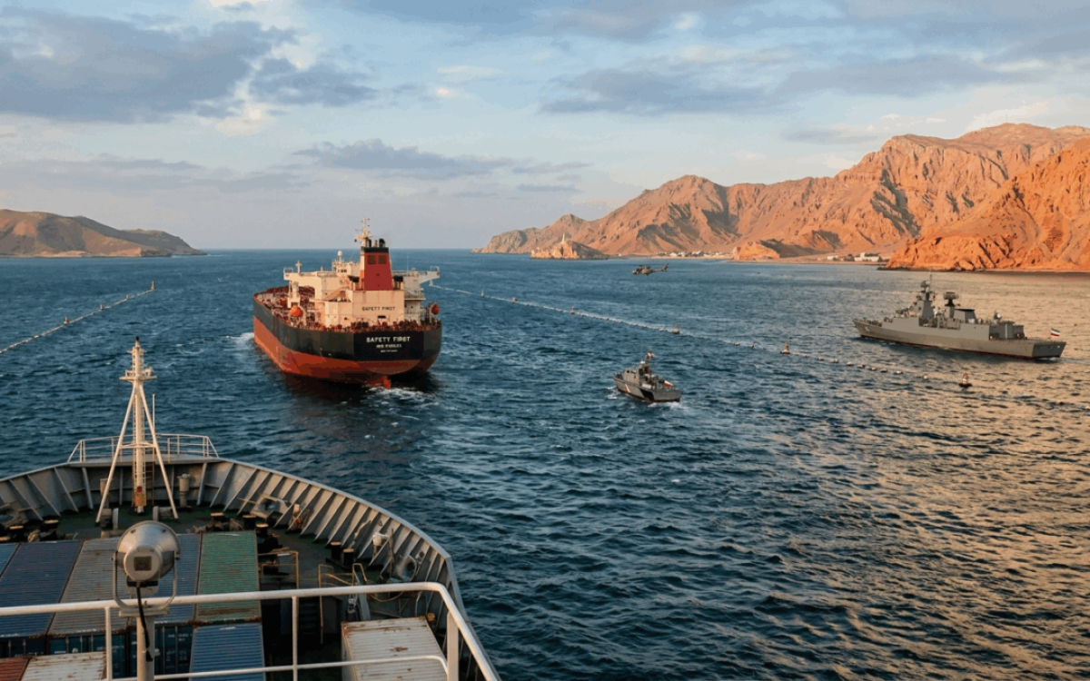 Estrecho de Ormuz. Uno de los cambios más trascendentales en el Golfo ha sido el cierre efectivo del estrecho por parte de Irán.