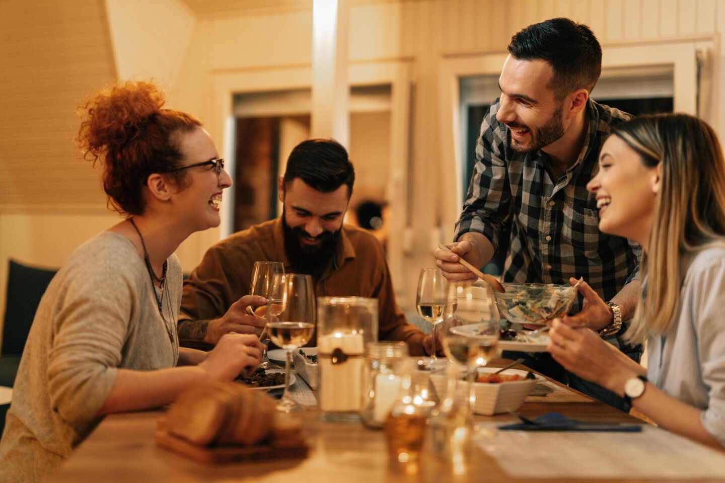 Cena con amigos.jpg