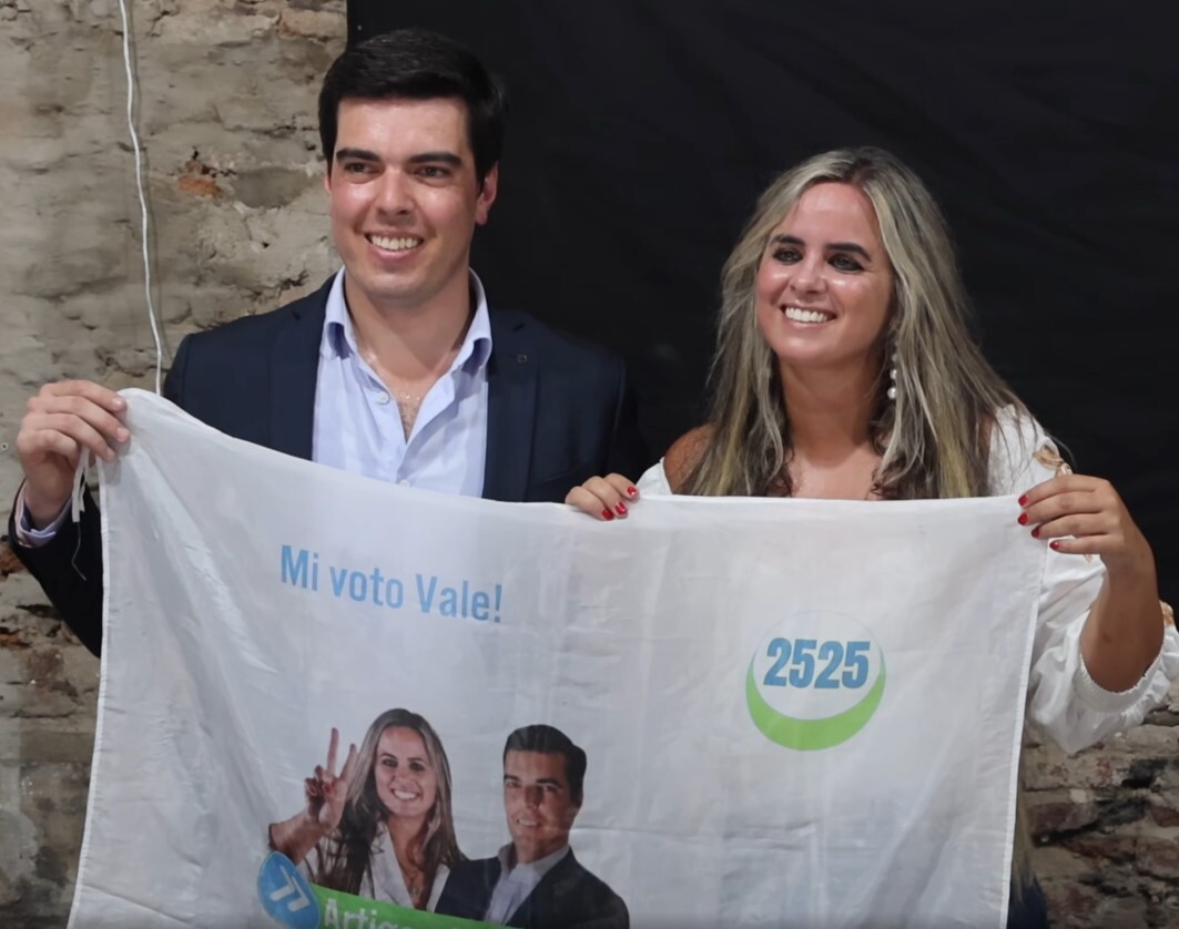 Valentina Dos Santos y Emiliano Soravilla en la presentación de campaña rumbo a las elecciones departamentales