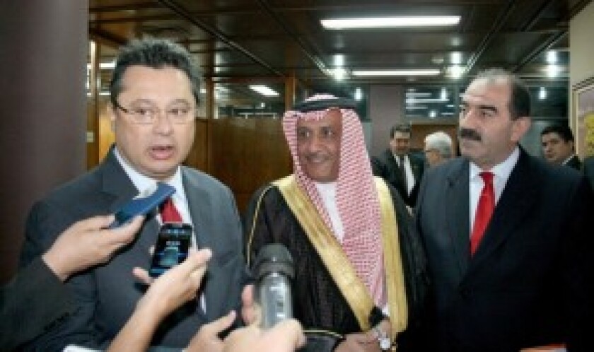 Gustavo Leite, junto con empresario árabe. Foto: diario ABC, Paraguay