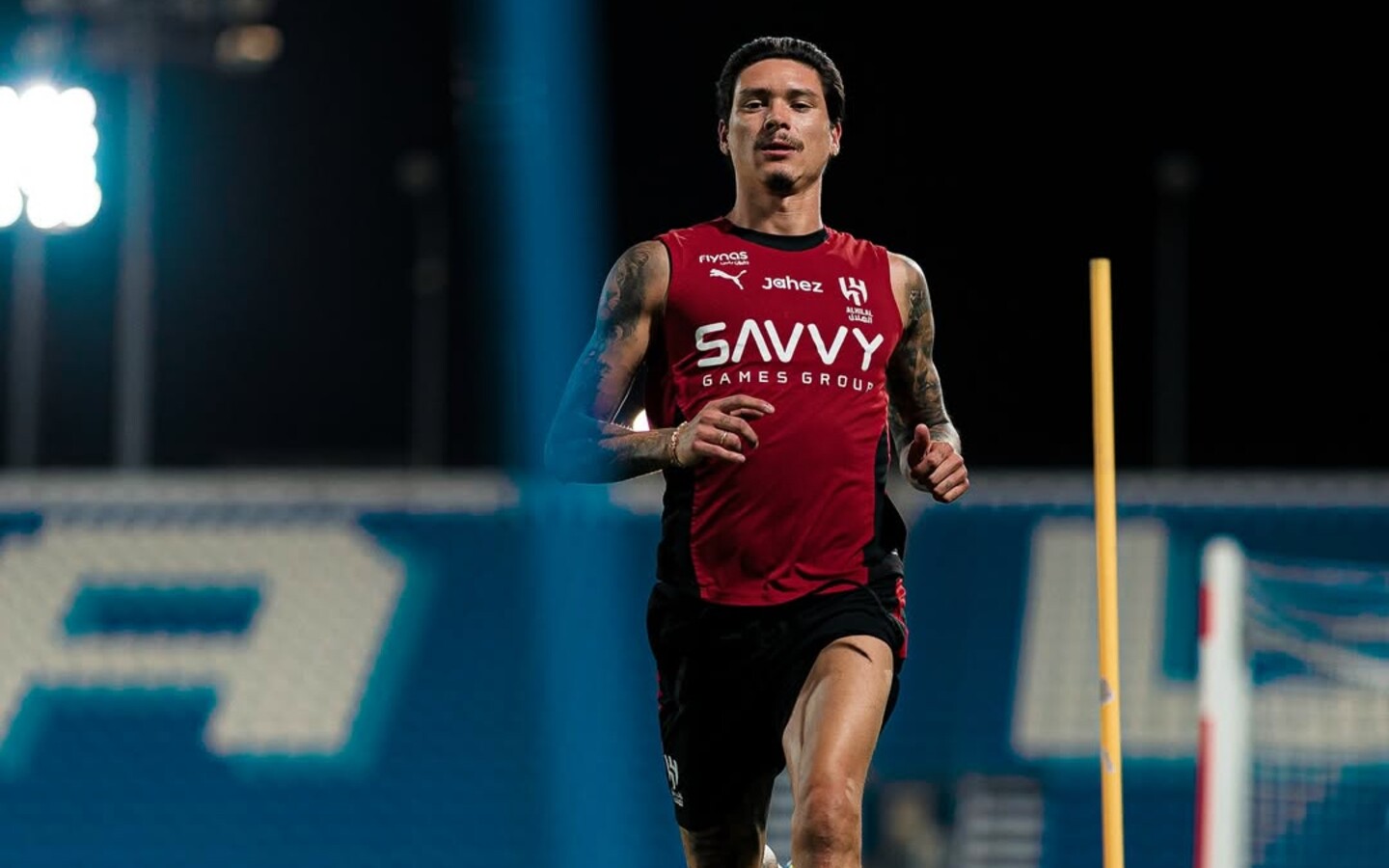 Darwin Núñez volvió a entrenar con el Al-Hilal tras la molestia sufrida en su rodilla.