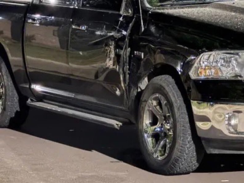 Así quedó la camioneta de Garro.