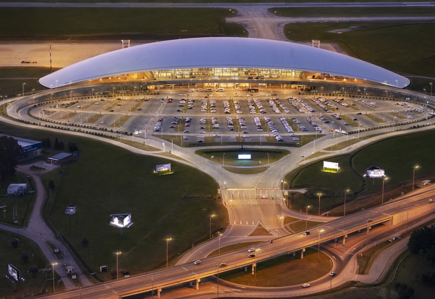Uruguay: El Aeropuerto de Carrasco tuvo cifra récord de pasajeros en 2025 Uruguay: El Aeropuerto de Carrasco tuvo cifra récord de pasajeros en 2025