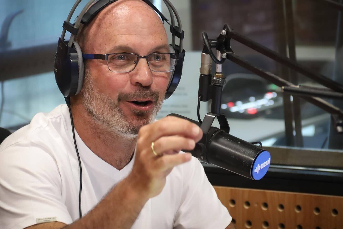 La Pecera Lunes a viernes de 9 a 12 por @azulfmuy.jpg