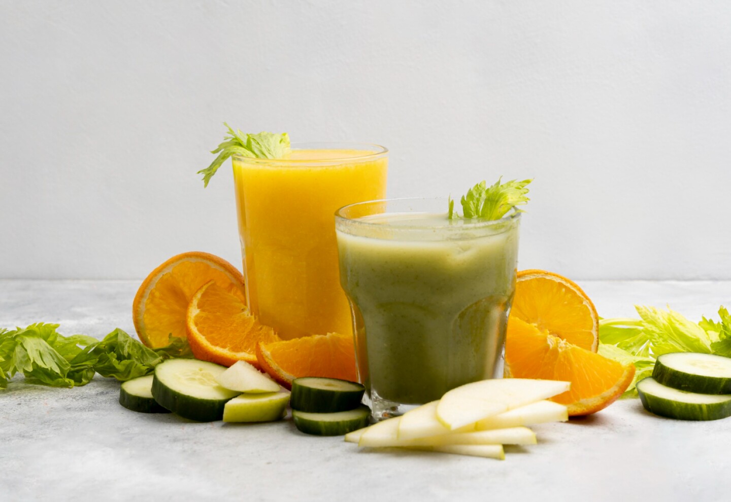 Jugo verde, batido de frutas