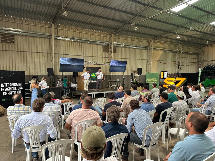 Lanzamiento cosechadora Interagrovial