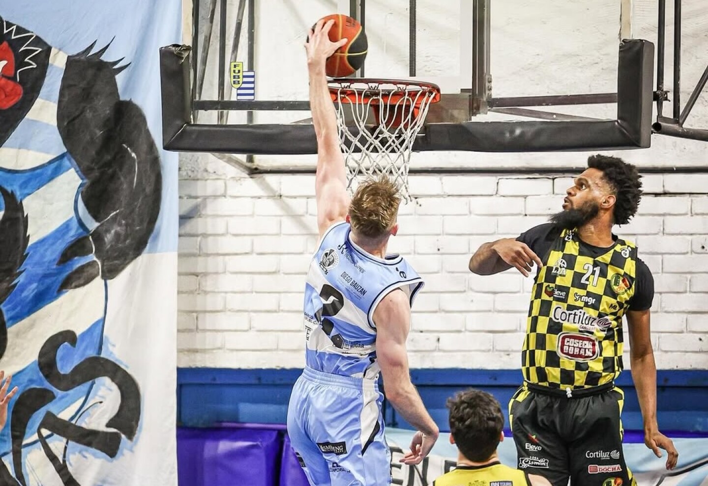 Atenas frente a Larre Borges por la Liga de Ascenso de básquetbol 2025