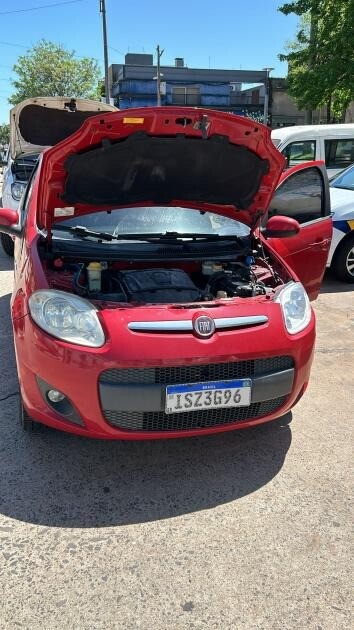 Auto incautado en Operación Espejito.