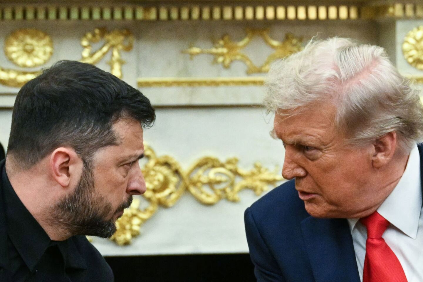 El presidente ucraniano, Volodimir Zelenski, y el presidente estadounidense, Donald Trump, en la Casa Blanca