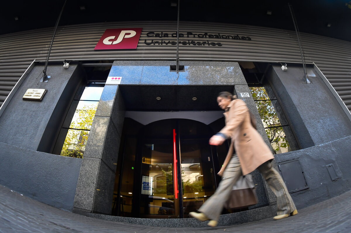 Discusión. El organismo que administra las jubilaciones profesionales continúa a la busca de una solución para su situación financiera.