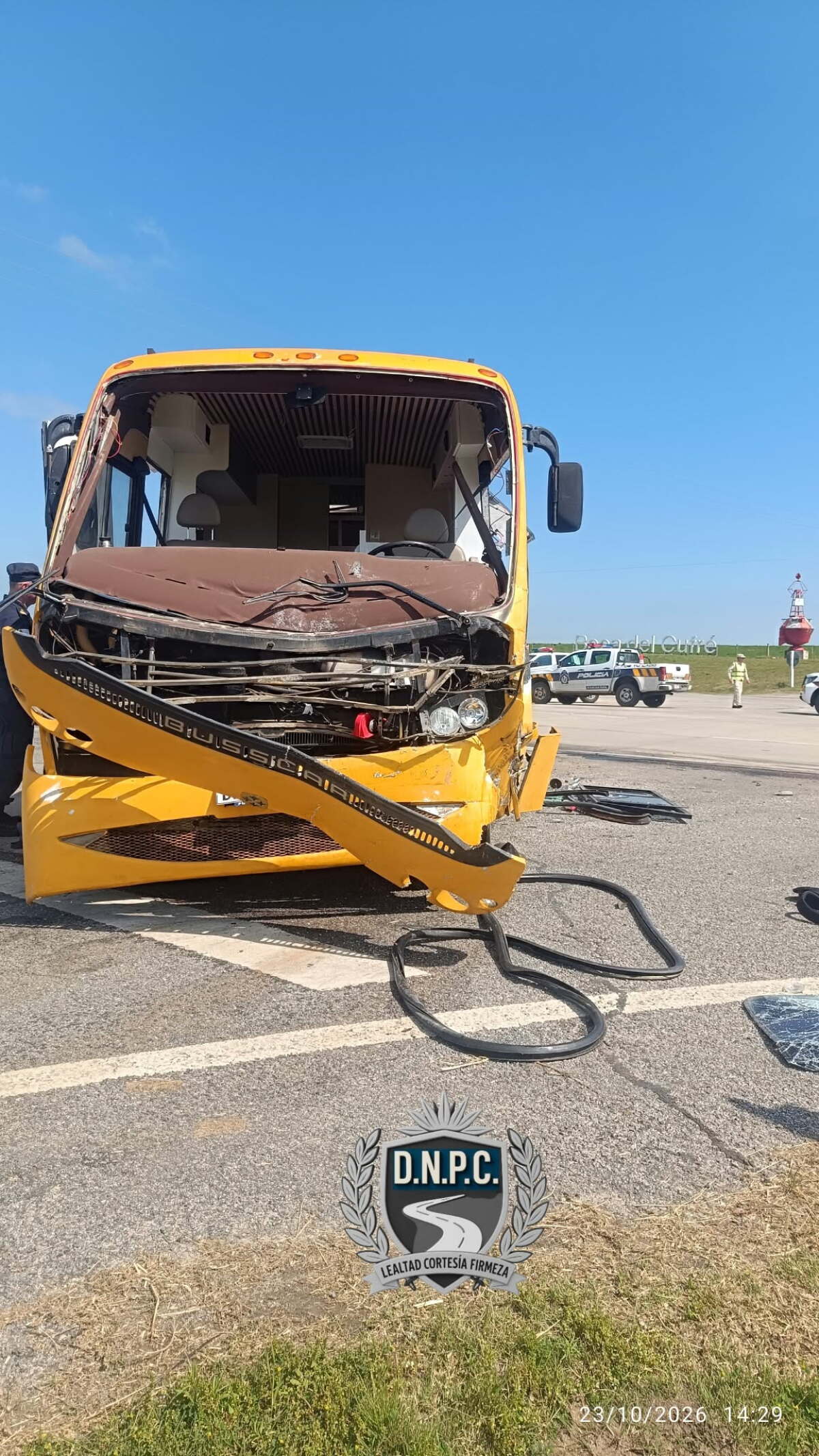 Siniestro de tránsito fatal en ruta 1: una mujer murió tras el choque entre camión y un motorhome en San José