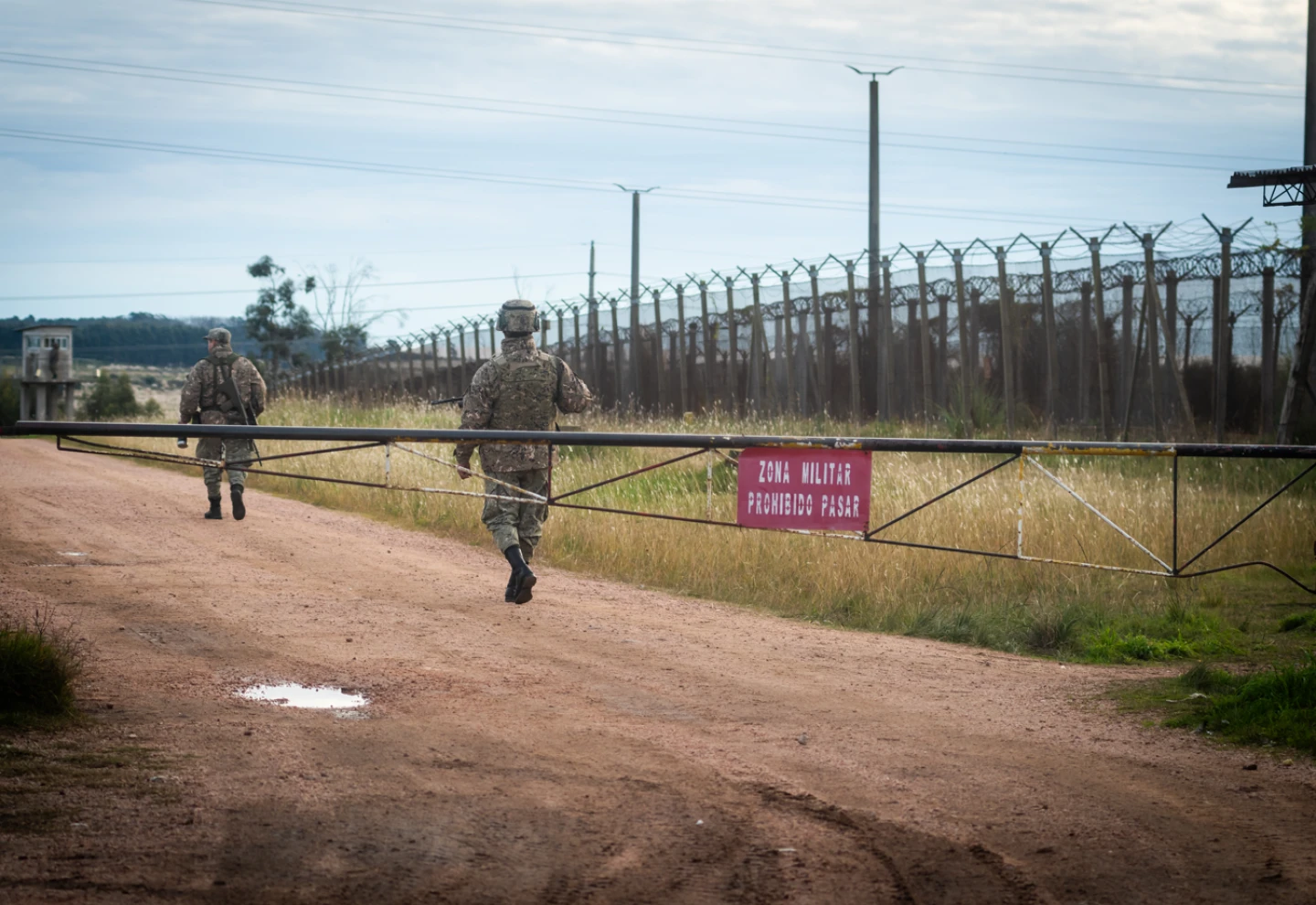 Zona militar prohibido pasar
