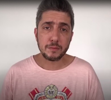 comunicación no verbal jey mammón.jpg