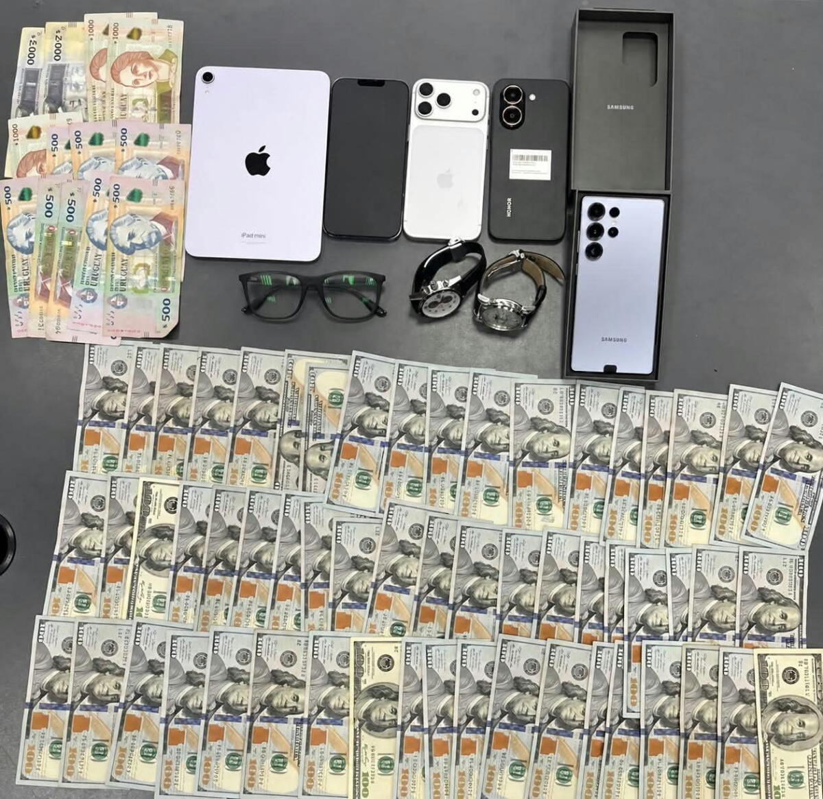 Hombre estafó a una mujer y le robó un rolex: lo atraparon en un cuarto de hotel con más de US$ 5.000