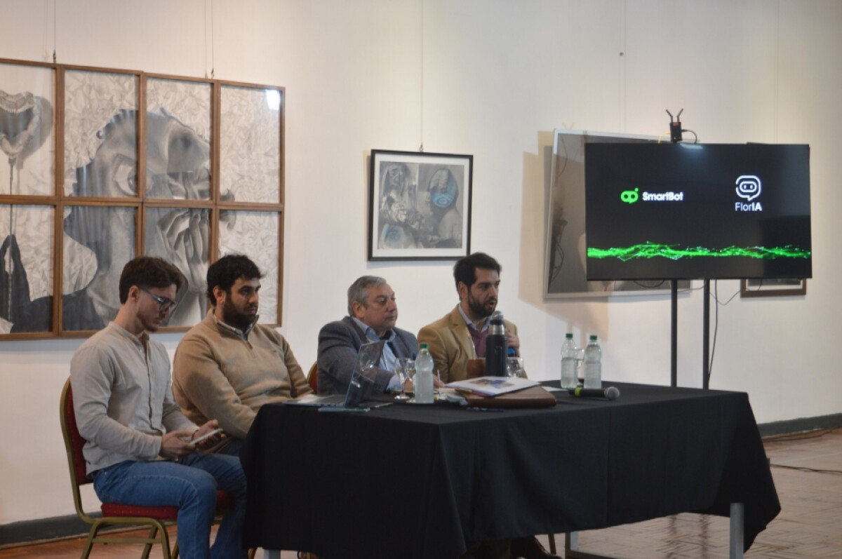 Intendencia de Florida presenta nuevas herramientas digitales para facilitar trámites.