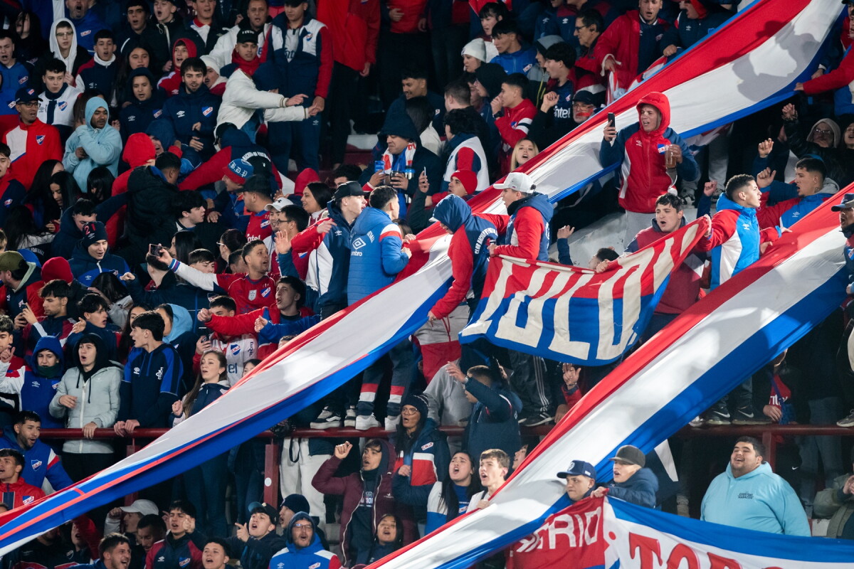 Hinchas de Nacional en el Gran Parque Central.