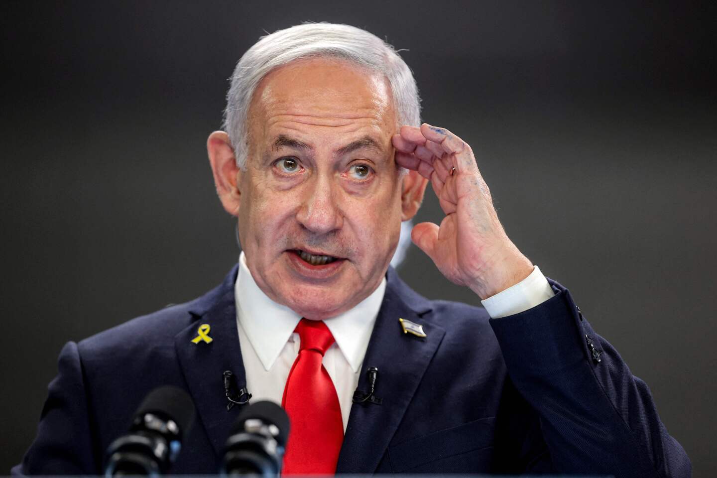 El primer ministro israelí, Benjamin Netanyahu, da una conferencia de prensa en su oficina en Jerusalén.