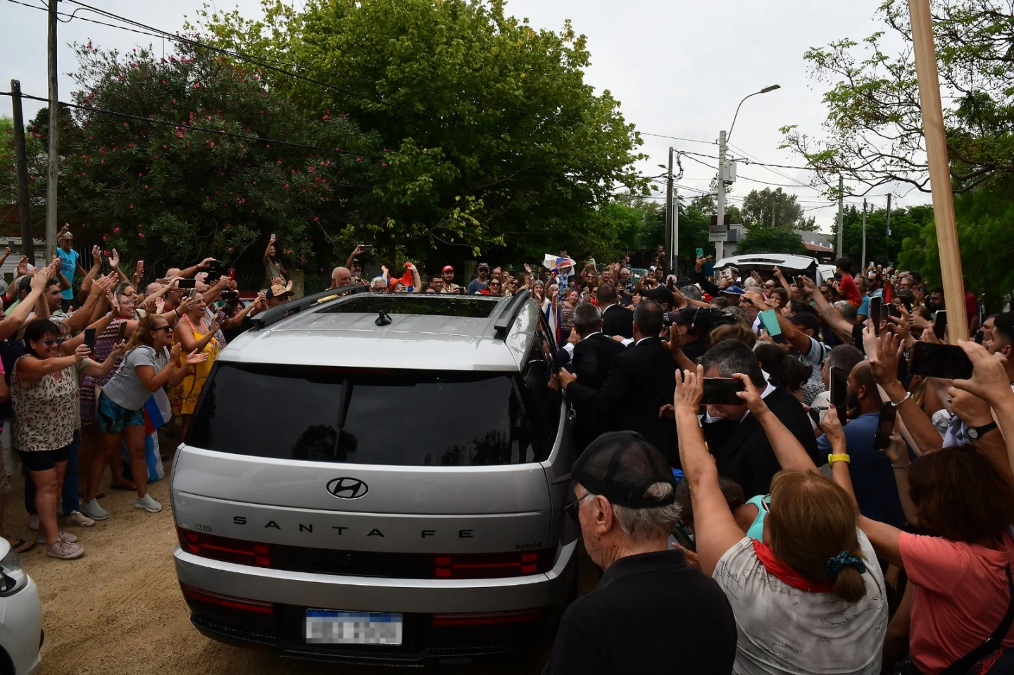 La camioneta Hyundai Santa Fe de Yamandú Orsi