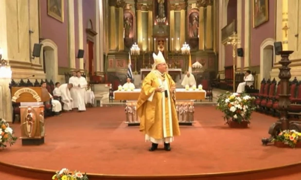 Vea el chiste del cardenal Sturla en la misa de Pascua