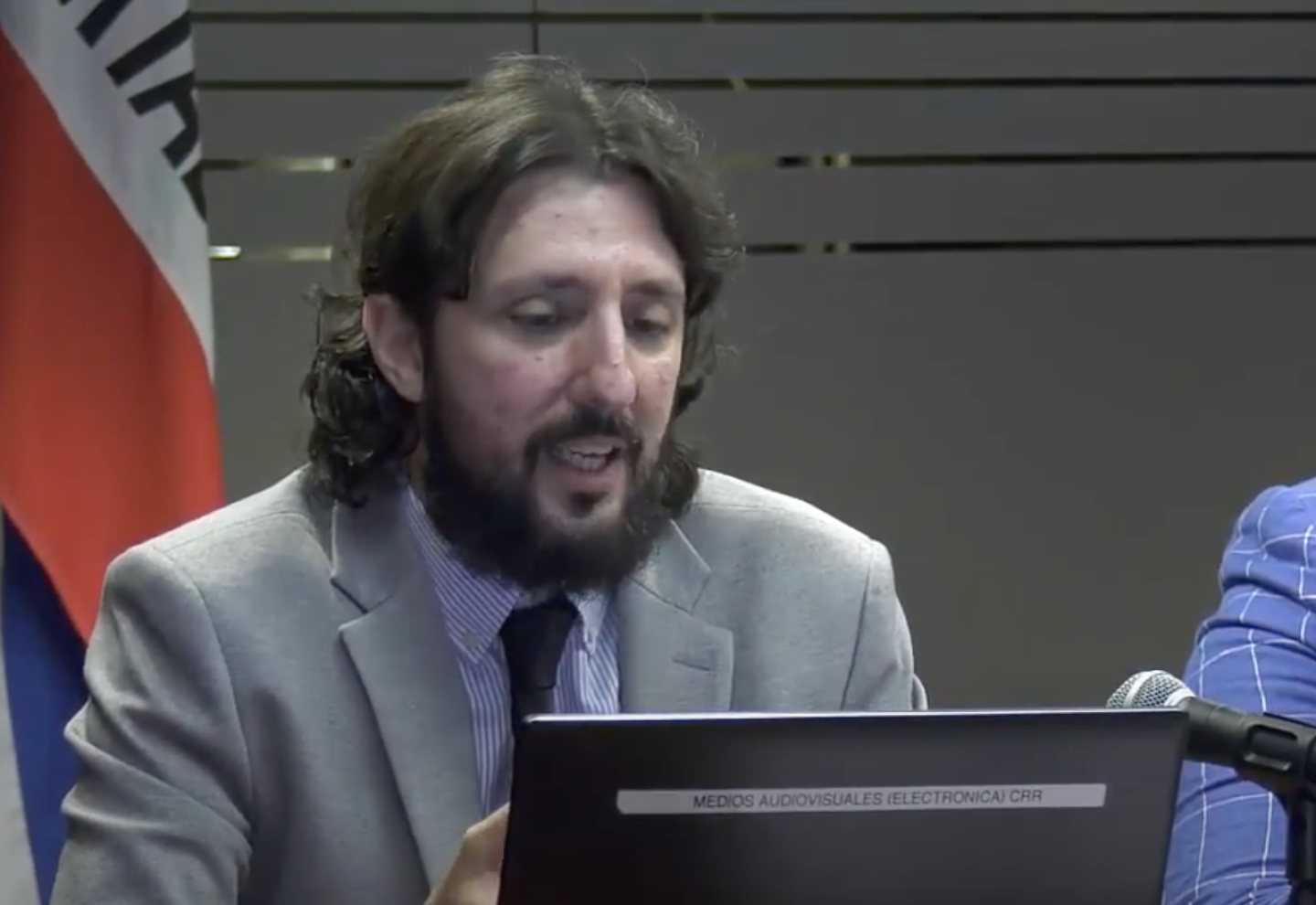 Pablo Laurta en una conferencia en el Palacio Legislativo en abril de 2022.