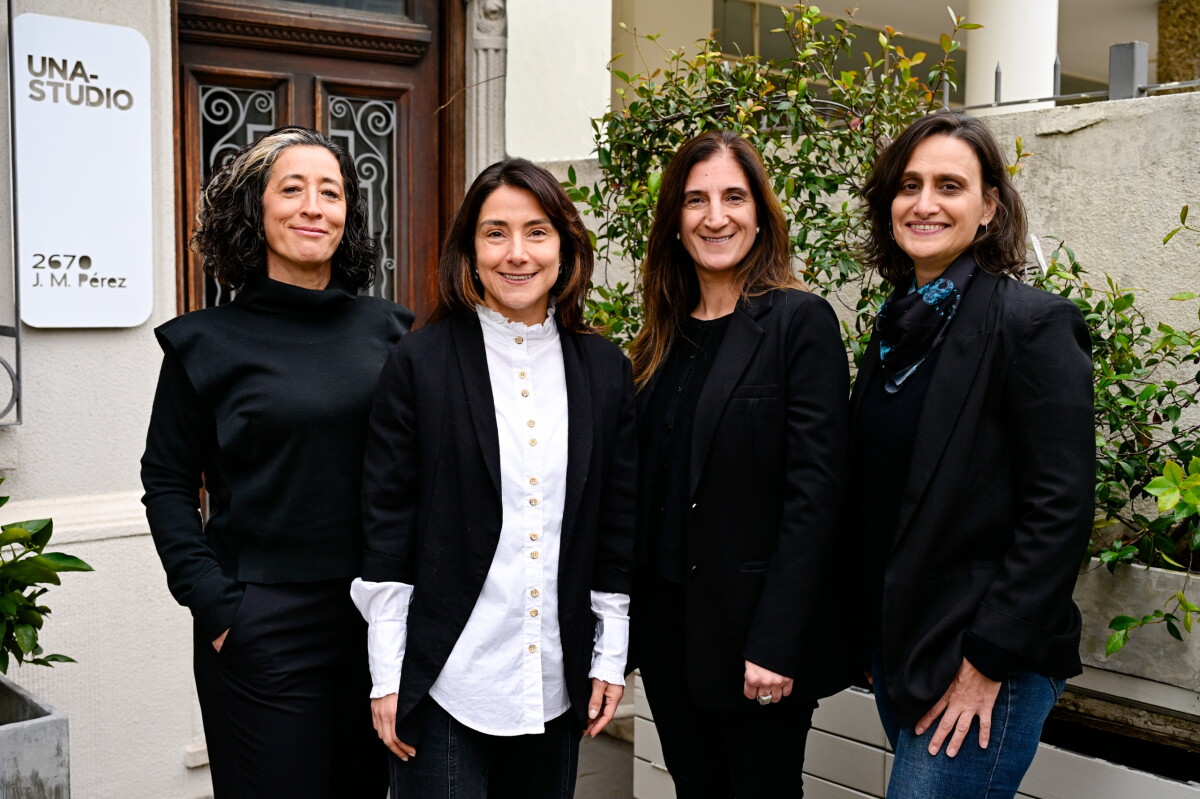 Lucía Tedeschi, Cecilia de la Vega, Luciana Arbelo y Selma Bensión, socias directoras de Una Studio.