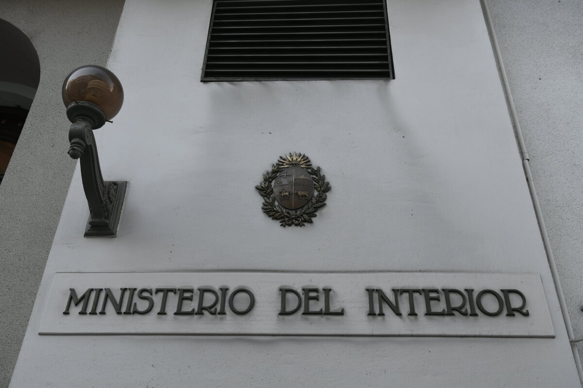 Fachada del edificio sede del Ministerio del Interior.