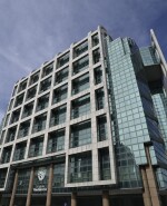 Fachada de la Torre Ejecutiva.