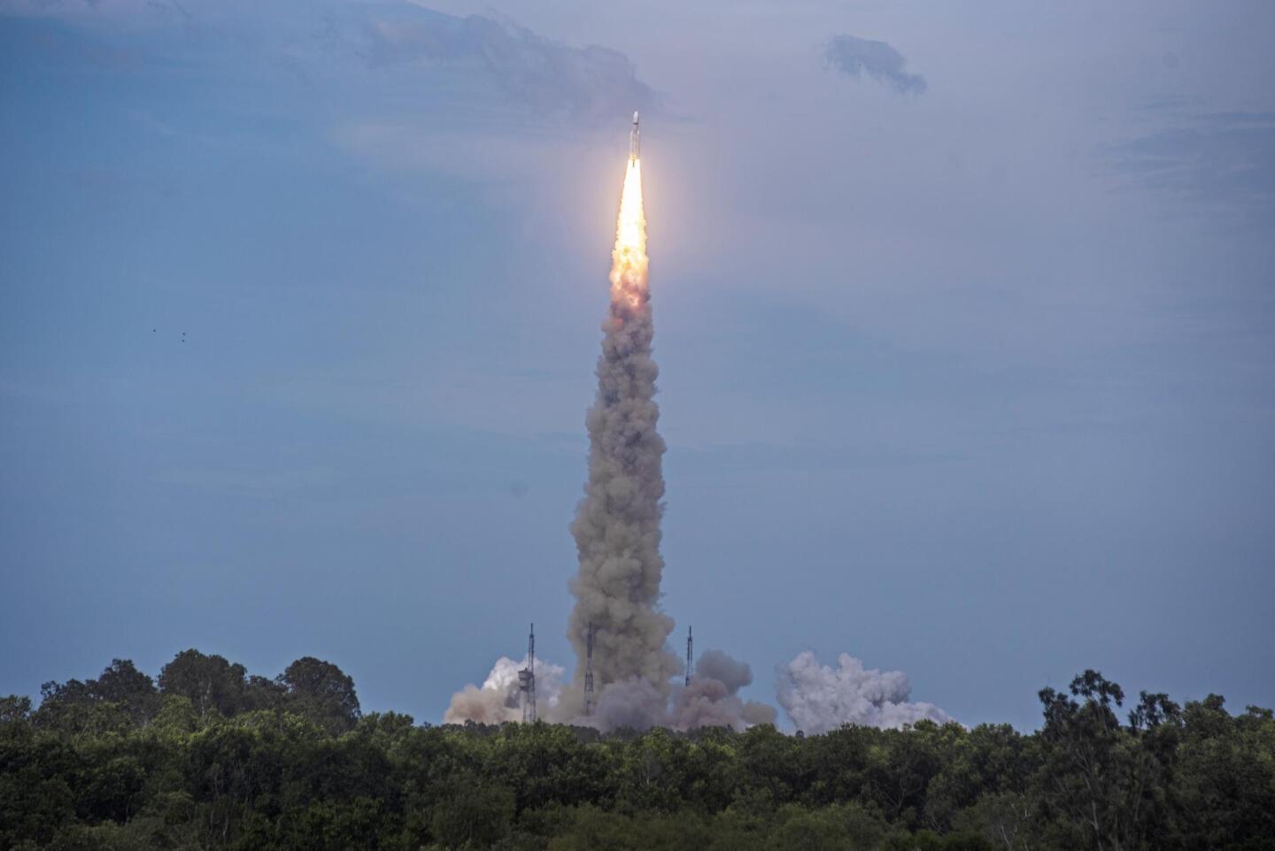 El lanzamiento de la misión espacial india Chandrayaan-3, el 14 de julio de 2023.