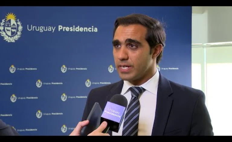 Entrevista al subsecretario de Salud Pública, José Luis Satdjian