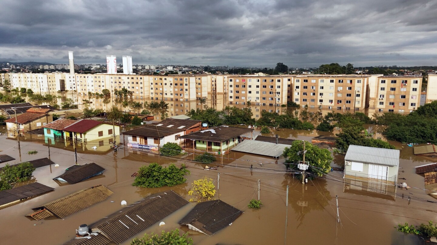 Inundaciones en Río Grande do Sul, Brasil, afectarán a Uruguay, advierten funcionarios.