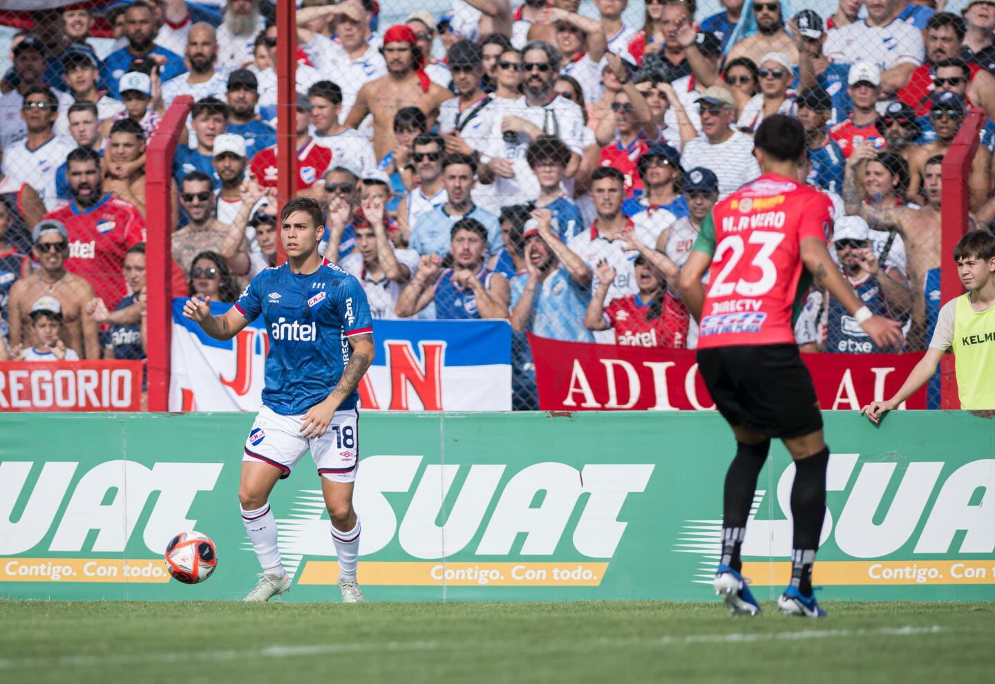 Jeremía Recoba y Mateo Rivero en Boston River vs.