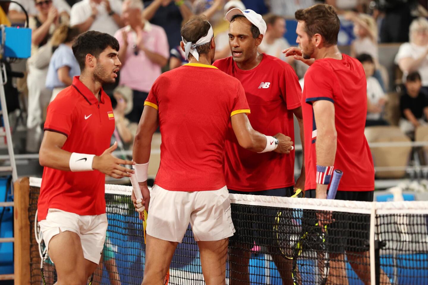 Rafael Nadal y Carlos Alcaraz perdieron en cuartos de final de los Juegos Olímpicos 2024.