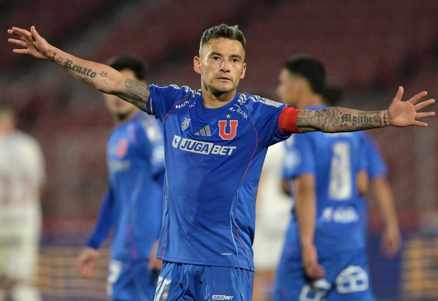 Charles Aránguiz tras su gol en la hora.