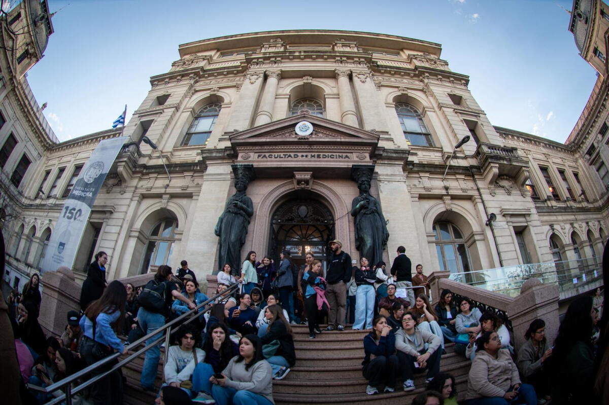 Justicia uruguaya formaliza a estudiante por tentativa de femicidio en Montevideo