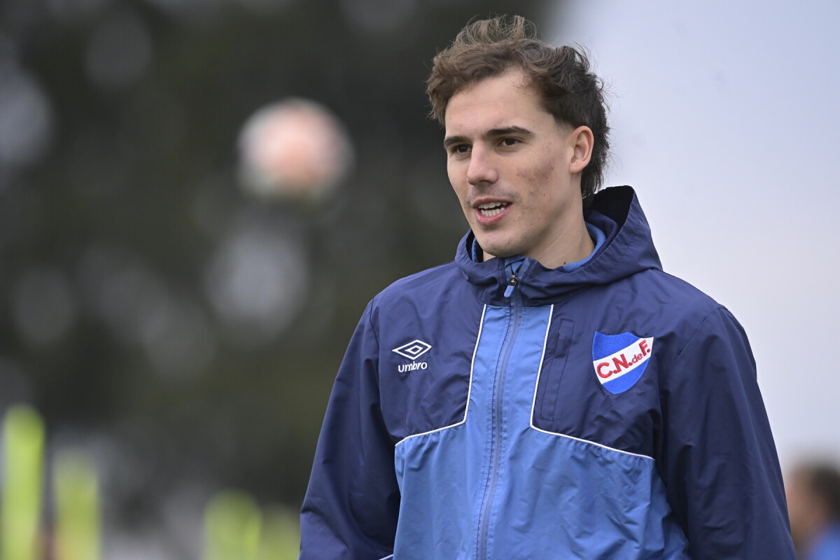 Benjamín Núñez entrenando con Nacional.