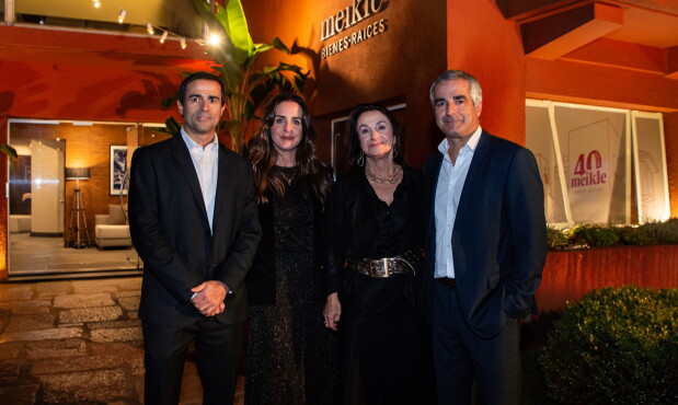 Celebración de Meikle por sus 40 años: Matías Albanell, María José Albanell, Esther Meikle, Ignacio Albanell